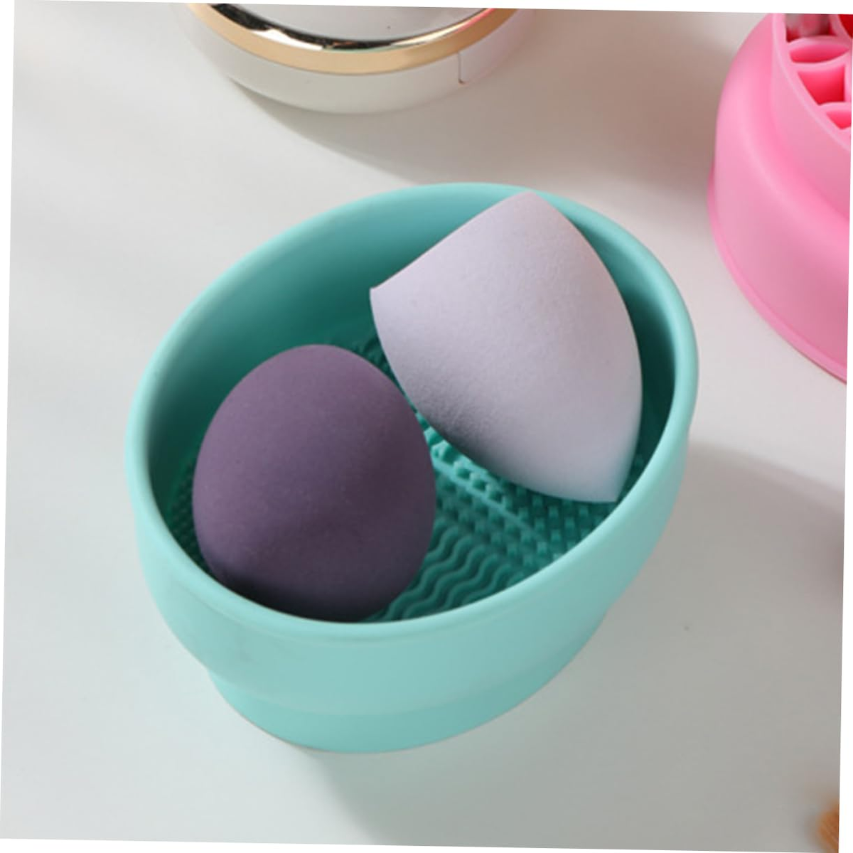 Silicone Makeup Brush Cleaning Bowl Real Makeup Brush Cleanser for Eyeshadow Drying Stand for Women Girls